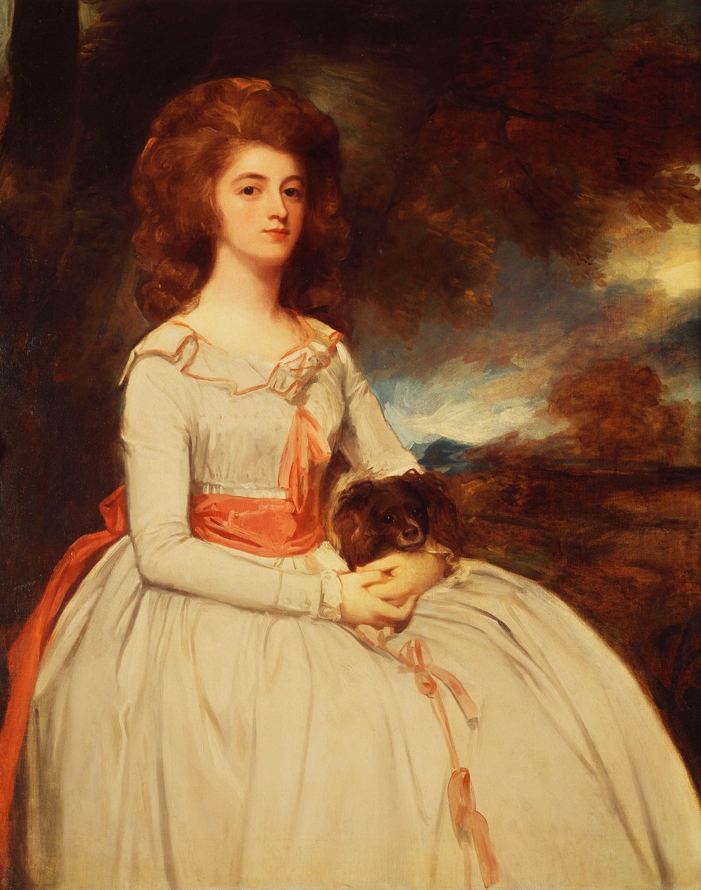 Portrett av Mrs. Moody andre kone til Samuel Moody, sittende tre-kvarts lengde i en hvit kjole trimmet med rosa sløyfer og en rosa ramme, holder en hund på fanget, i et landskap, av George Romney