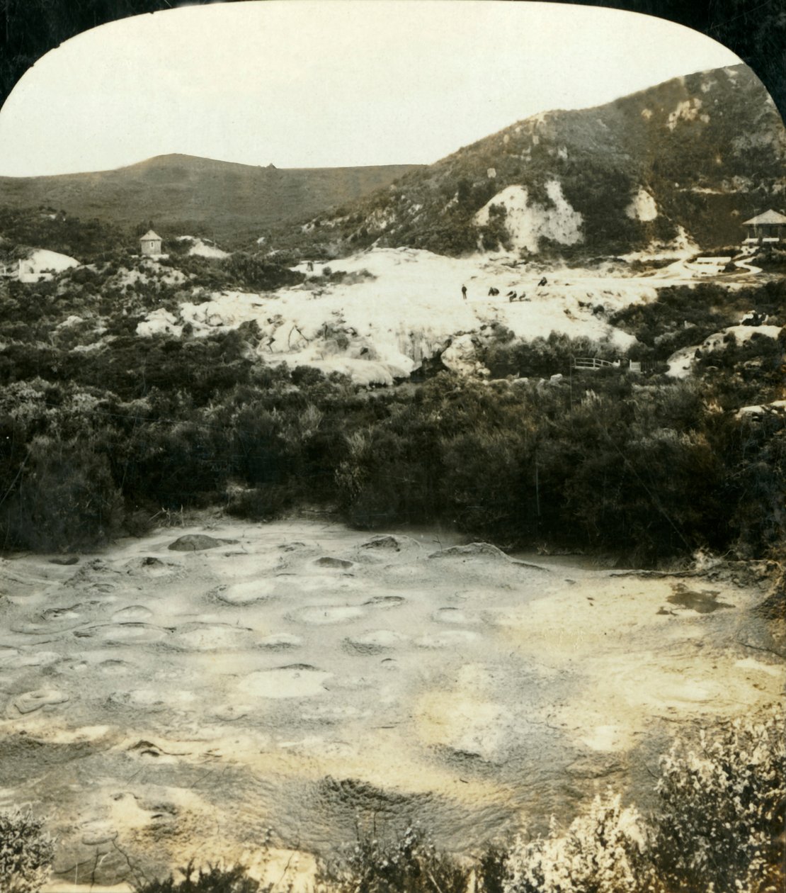 The Porridge Pot, Whaka, Rotorua, New Zealand, c1909. av George Rose
