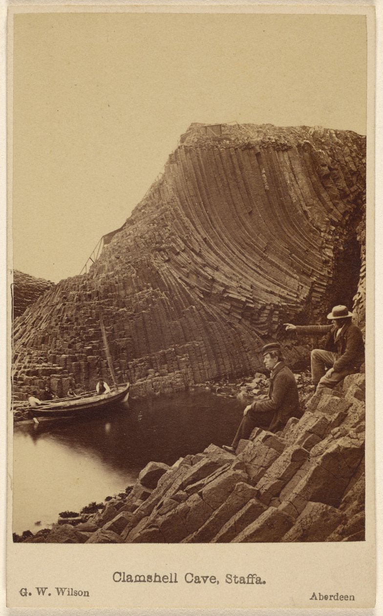 Muslingskallgrotten, Staffa av George Washington Wilson