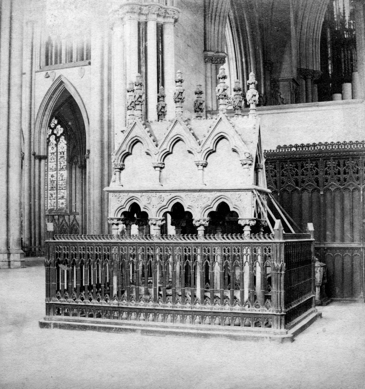 Monument til Walter de Grey, York Minster, York, North Yorkshire, tidlig på 1900-tallet. av George Washington Wilson