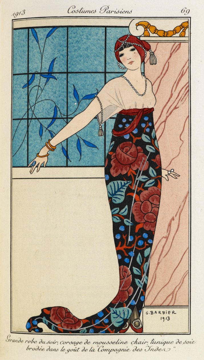 Stor aftenkjole, kjøttmuslin, silketunika brodert i stil med "Compagnie des Inden". Parisiske kostymer nr.69. Kvinne iført en aftenkjole med overdel i chiffon og en silkebrodert tunika. Hun har også på seg et rødt skjerf av Georges Barbier