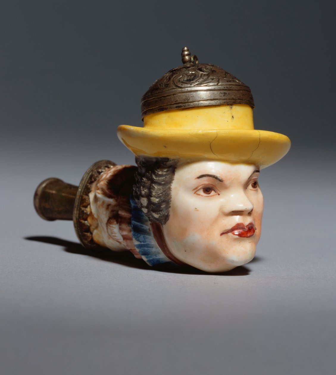 En Meissen portrettrørskål av hoffnarren Frohlich, ca. 1742 (porselen) av German School