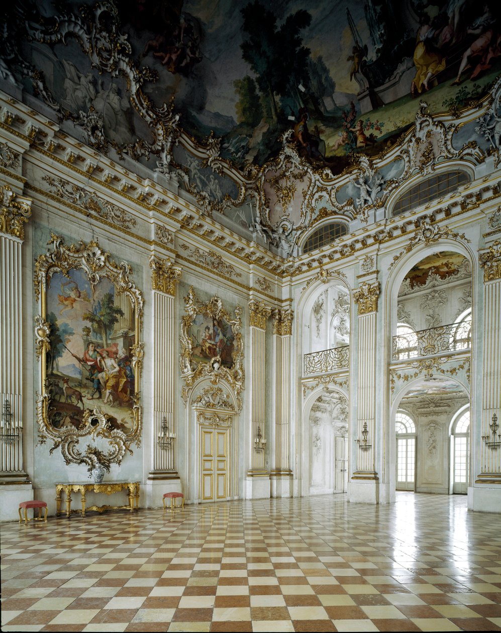 Barokkkunst: utsikt over Grand Salon. 1600-tallspalasset Nymphenburg, München, Tyskland av German School