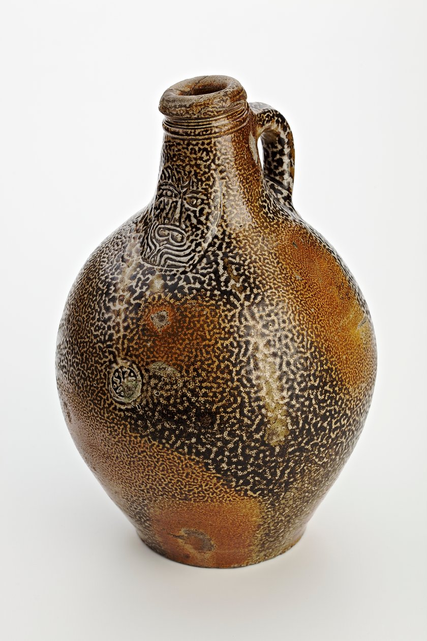 Kölnflaske dekorert med et grotesk ansikt, ca. 1600-50 (saltglasert steintøy) av German School
