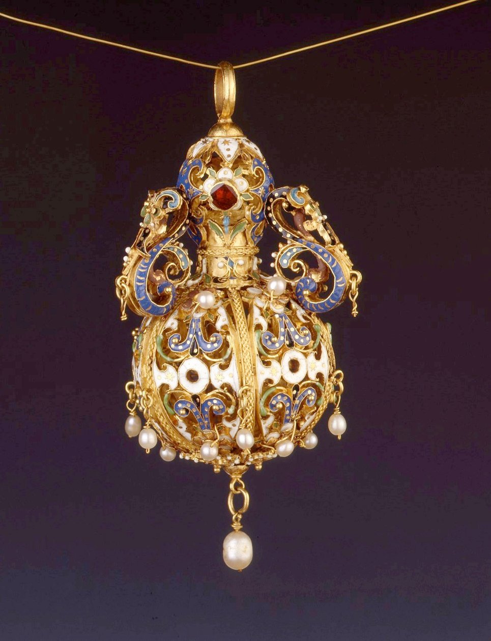 Pomander, ca. 1600 (gull og cloisonne-emalje) av German School