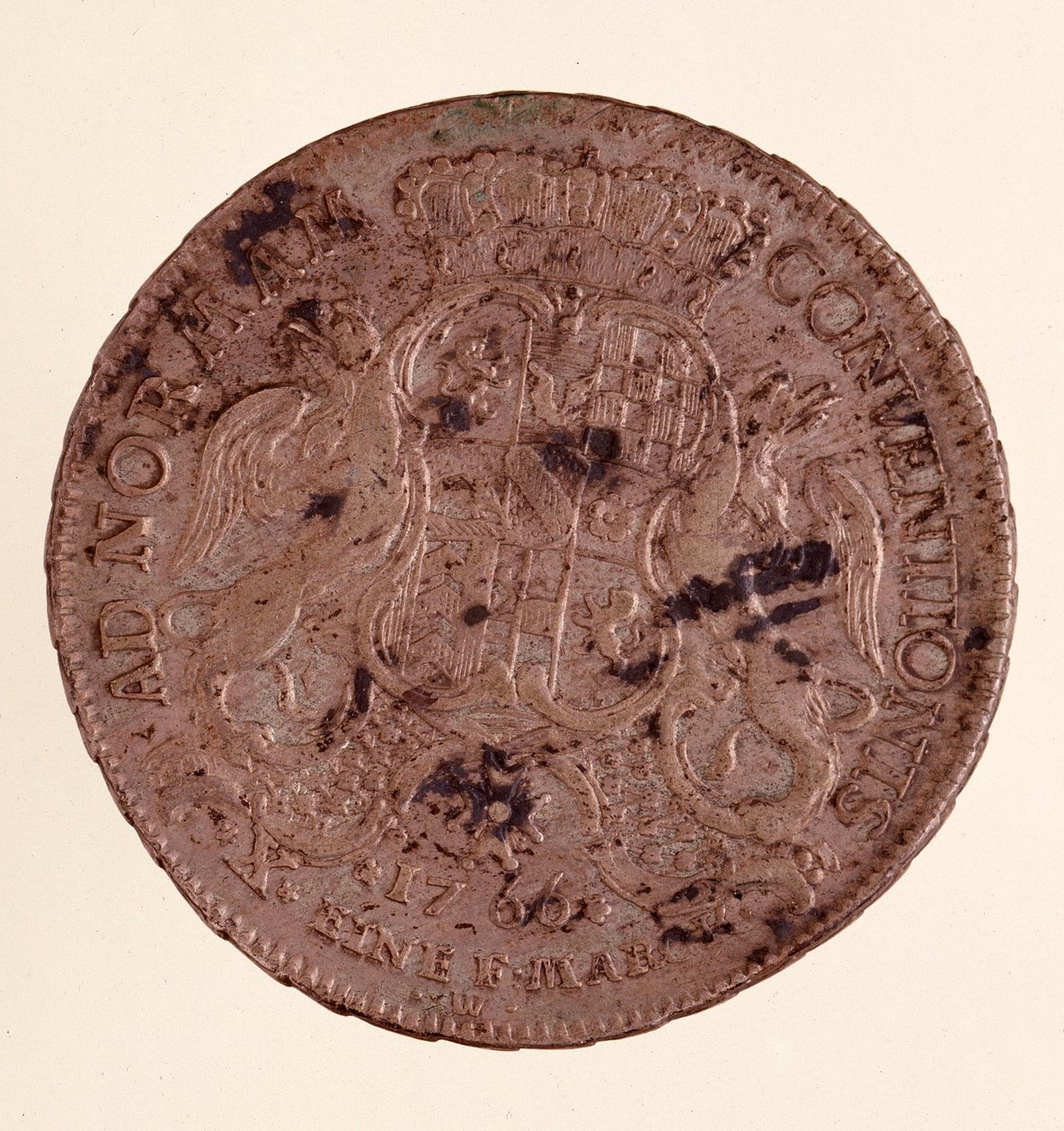 Sølvthaler (taler) av Charles Frederick, storhertug av Baden (1728-1811) (Charles I av Baden) 1766 Diam. 3,9 cm Napoli, museo archeologico av German School