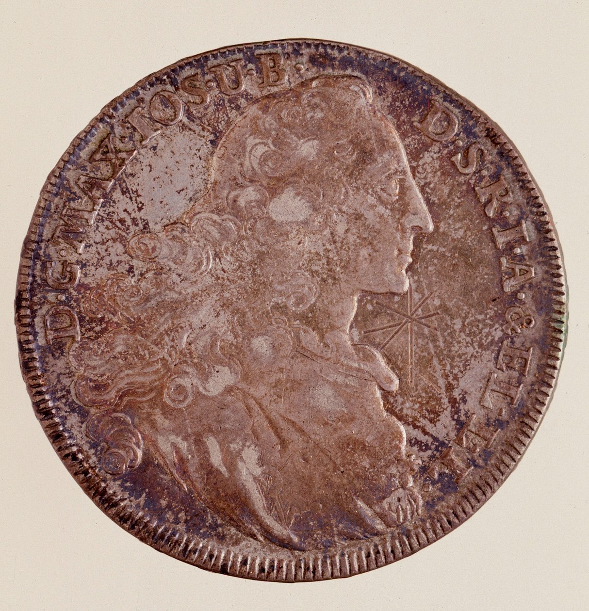 Sølvthaler (taler) av Maximilian III Joseph (Maximilian III Joseph de Baviere) (1727-1777) 1769 Diam. 4,1 cm Napoli, arkeologisk museum av German School