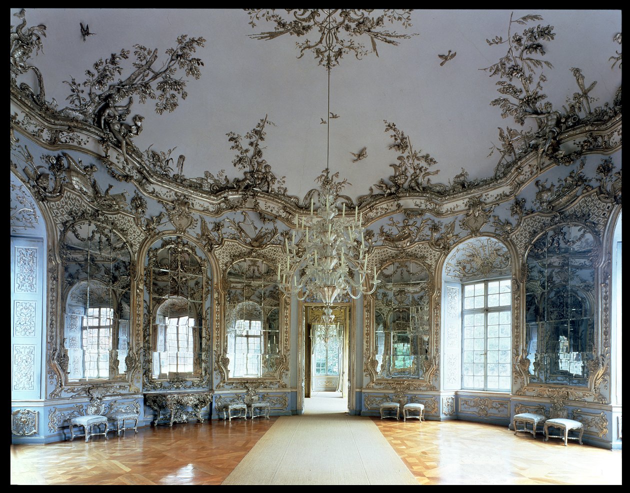 The Hall of Mirrors, designet av Francois Cuvillies (1695-1768), med stukkatur av Johann Baptist Zimmermann (1680-1758), 1734-37 (se også 54724) av German School