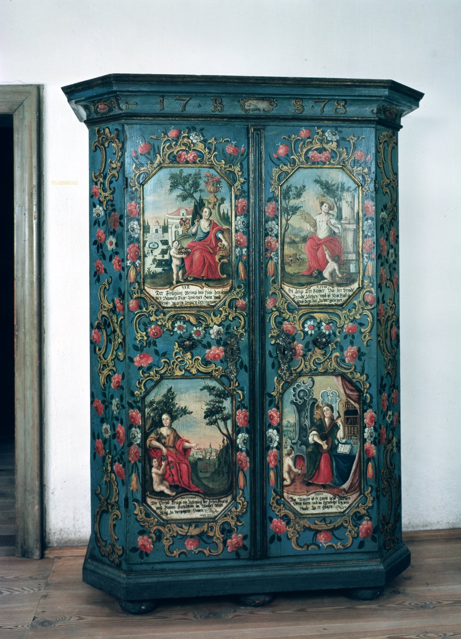 Garderobe dekorert med scener fra de fire årstidene, 1778 (malt tre) av German School