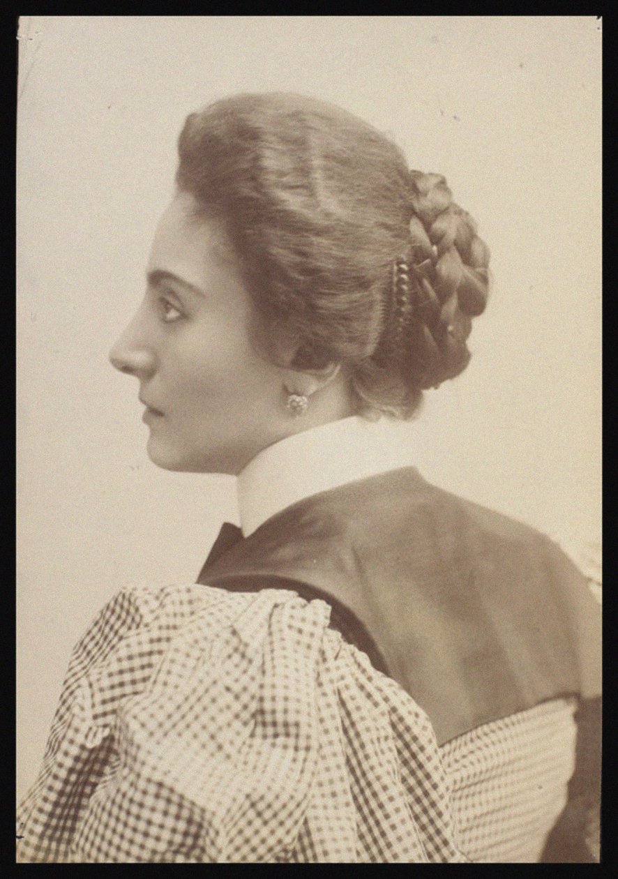Portrett av Gemma Bellincioni (1864-1950) av Giacomo Brogi (1822-1881), - Fotografi - Privat samling av Giacomo Brogi