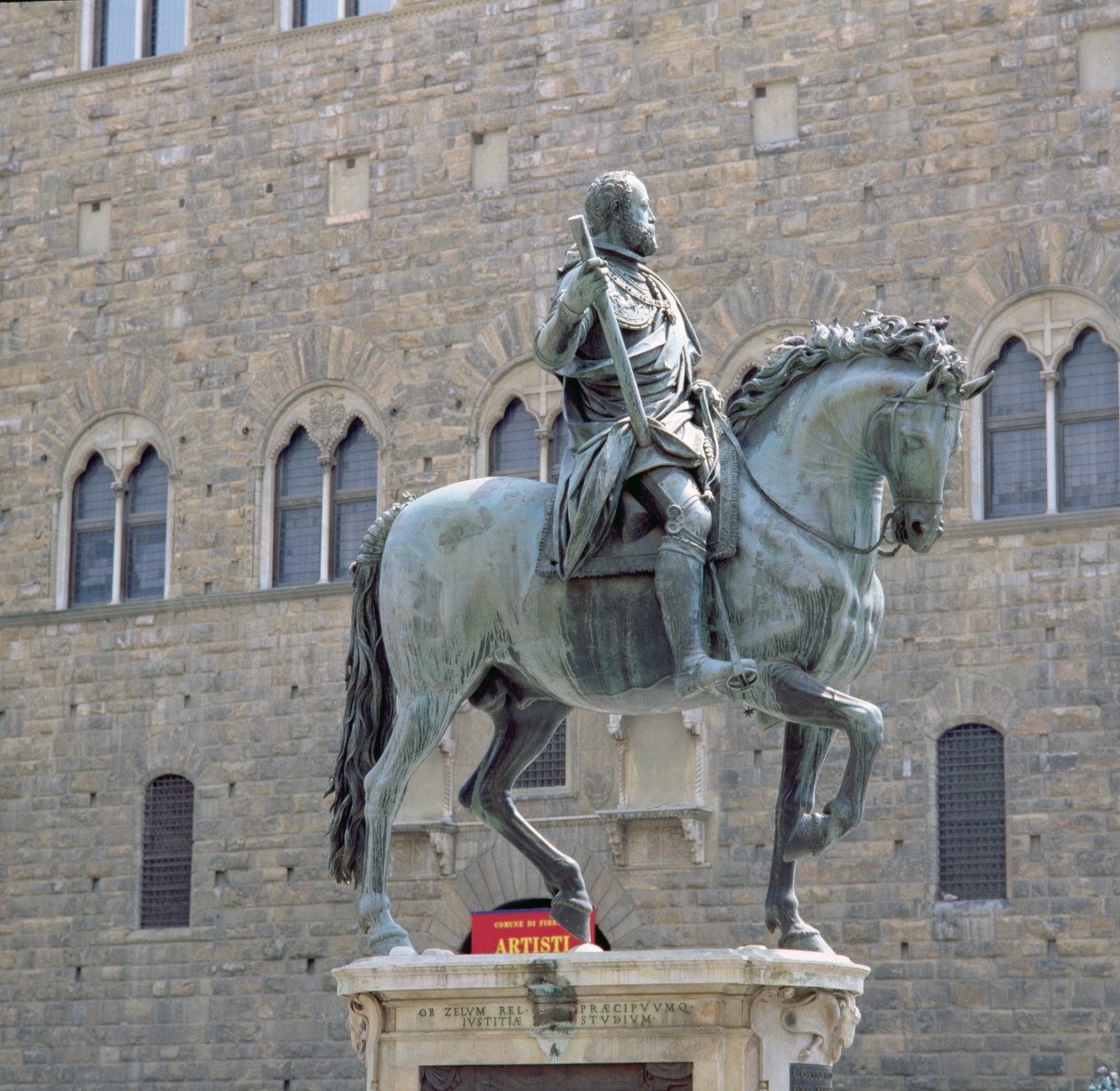 Rytterstatue av Cosimo I, storhertug av Toscana (1541-87) 1587-93 (bronse) (se også 97650) av Giambologna