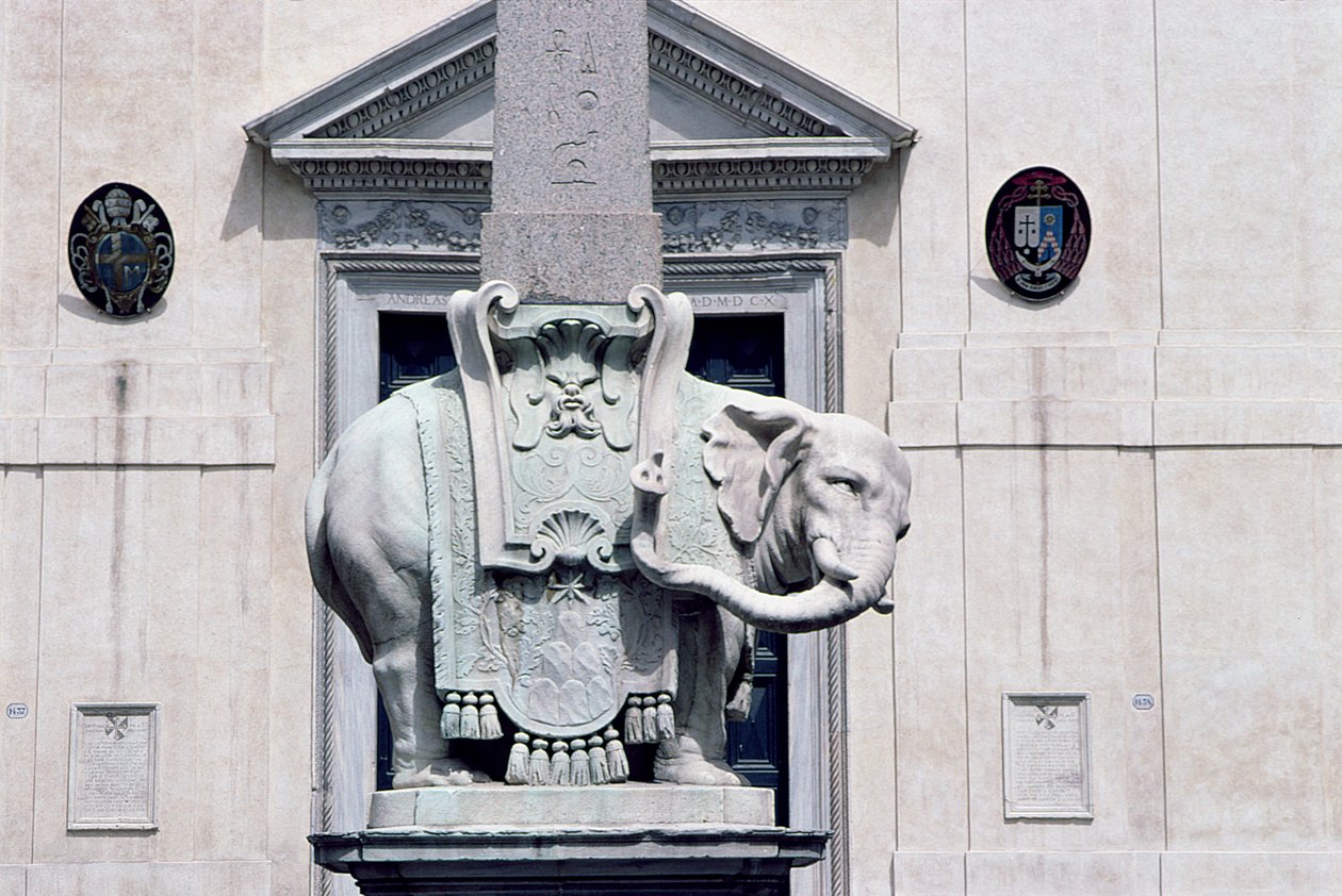 En elefant som støtter en obelisk, 1667 (marmor) av Gian Lorenzo Bernini