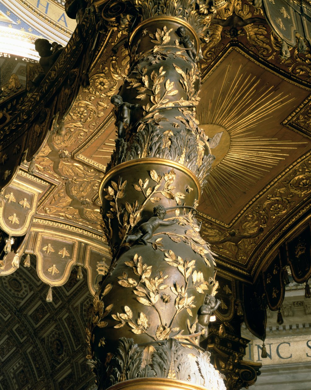 Byggsukkerkolonne fra Baldacchino med laurbærblader og putti som jager bier, 1633 (bronse) av Gian Lorenzo Bernini