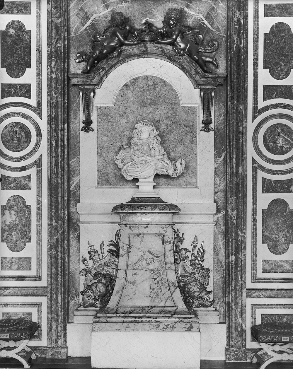 Portrettbyste av Louis XIV (1638-1715) (marmor) (se også 90049) av Gian Lorenzo Bernini
