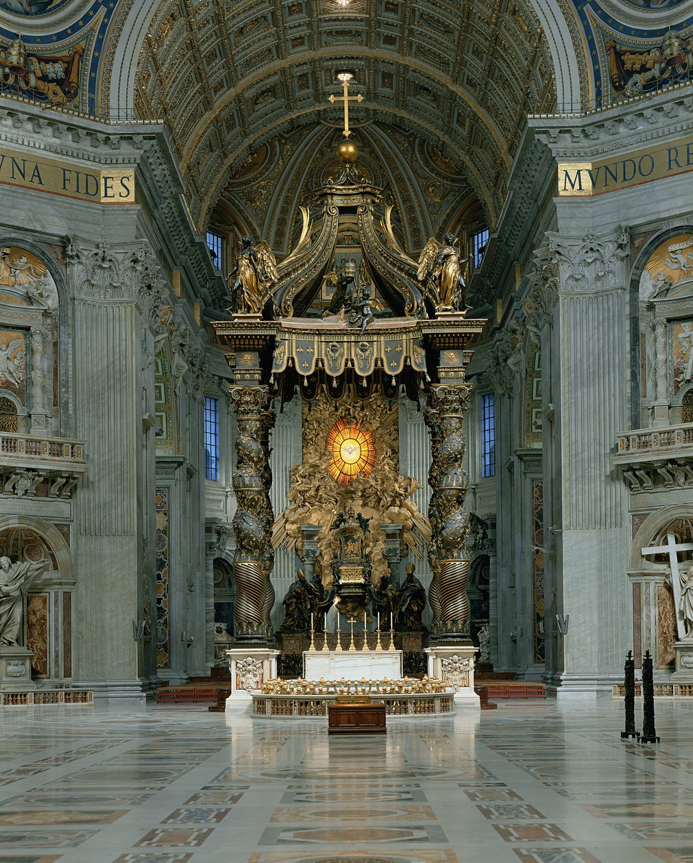 Baldacchino, høyalteret og stolen til St. Peter av Gian Lorenzo Bernini