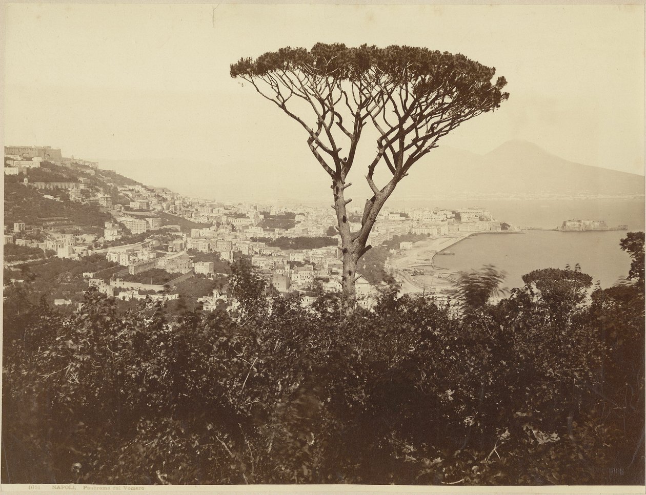 Napoli, panorama fra Vomero av Giorgio Sommer