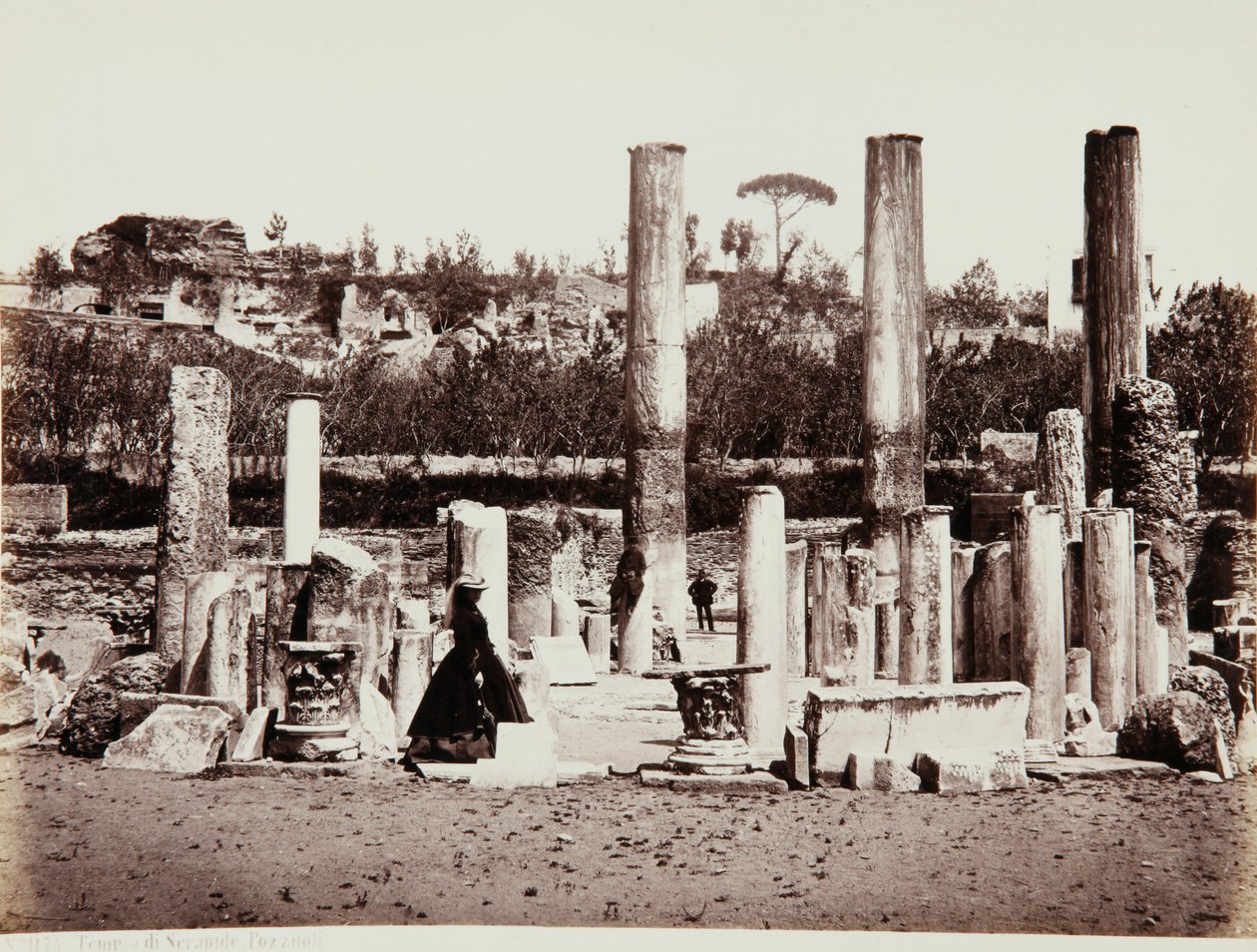Serapis-tempelet i Pozzuoli, Napoli av Giorgio Sommer