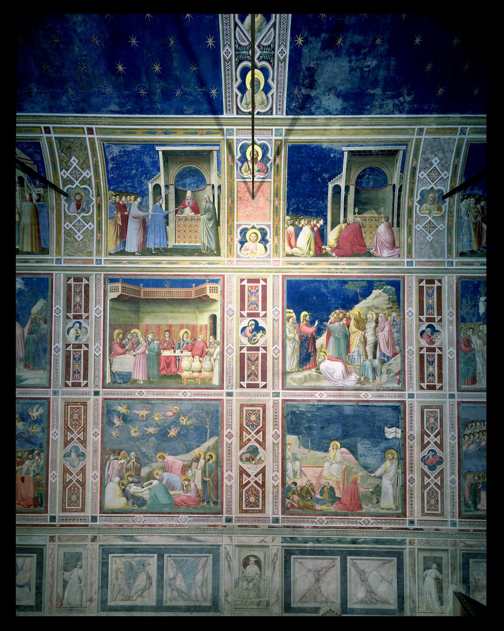 Utsikt over freskene på venstre vegg, ca. 1303-05 (etter restaurering) av Giotto di Bondone