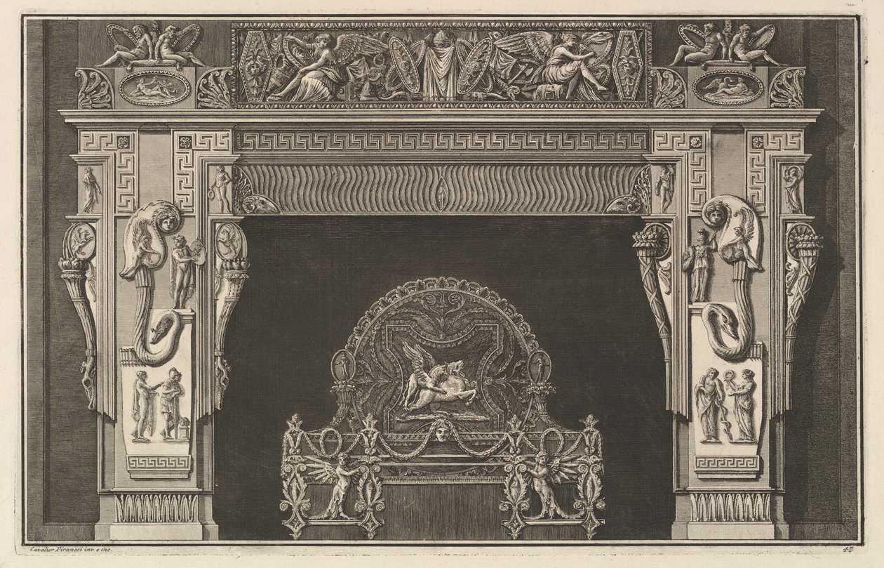 Skorstein: Frise av trofeer og bevingede seire på overliggeren, med overflødighetshorn ..., ca. 1769. av Giovanni Battista Piranesi