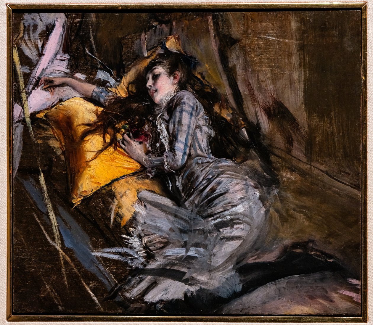 Liggende jente i Tartan-kjole av Giovanni Boldini