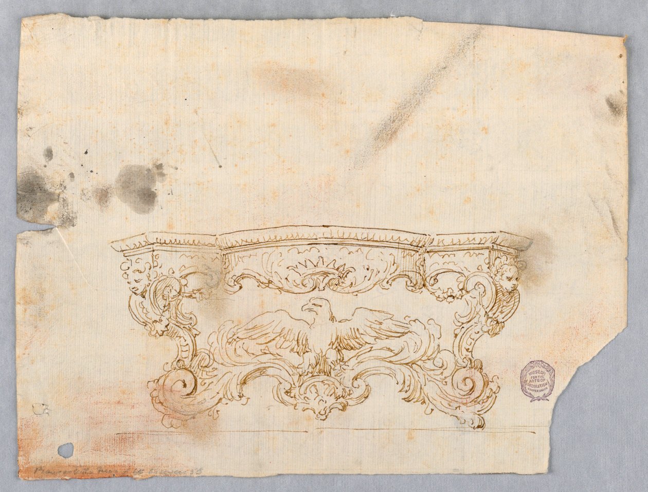 Design for et konsollbord av Giovanni Giardini