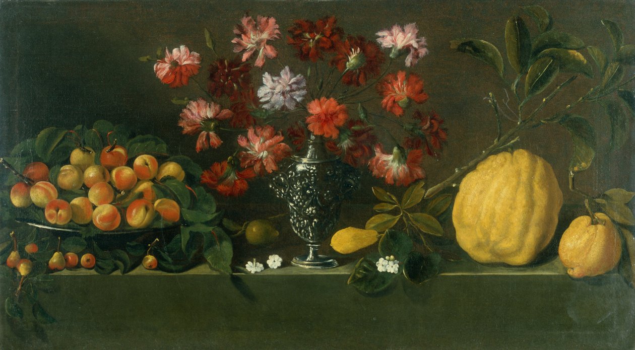 Plommer på et fat, nelliker i en urne, kveder på en avsats (olje) av Giovanni Quinsa