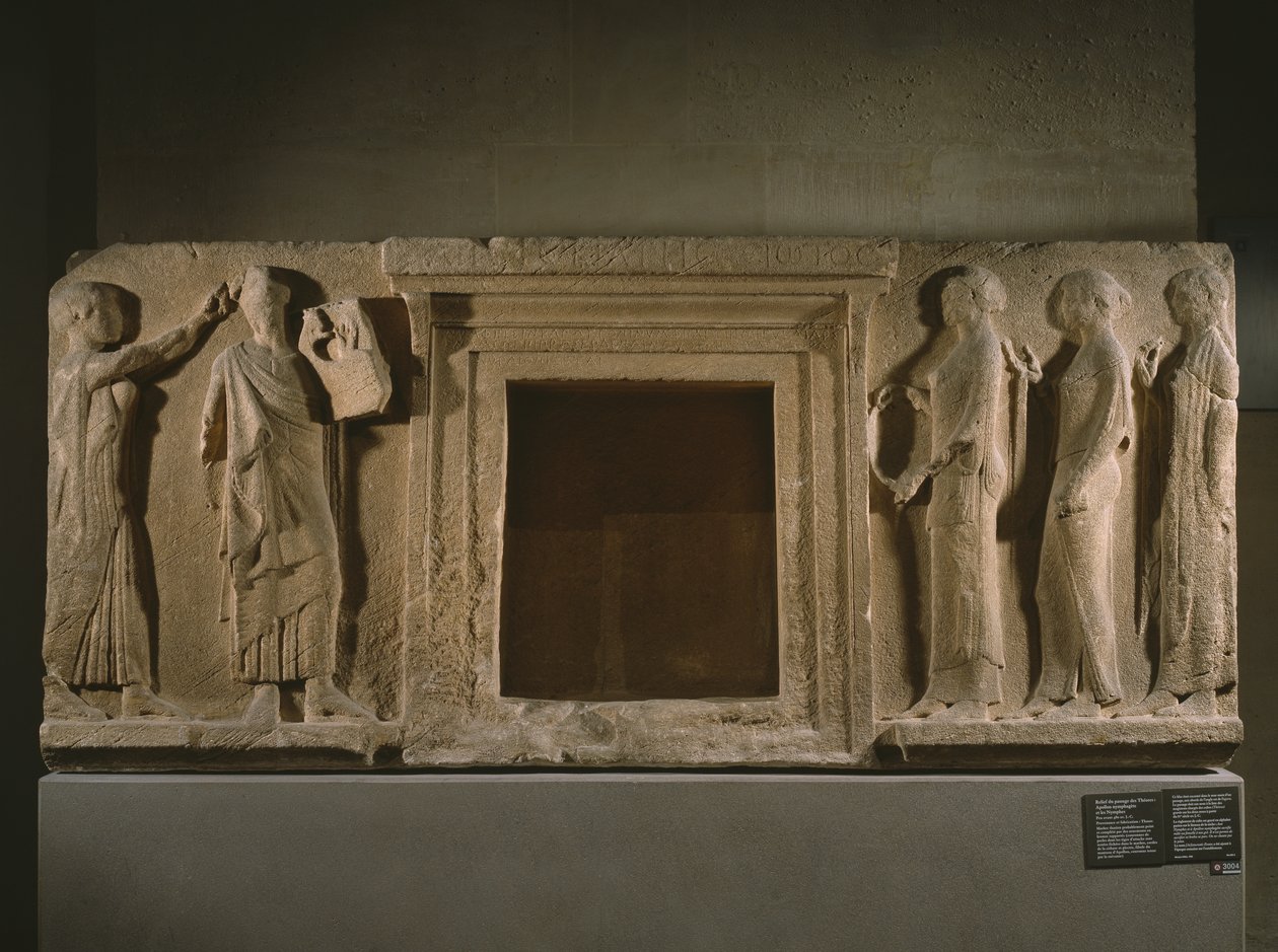 Apollo og nymfene, relieff fra Teorenes passasje, fra Thasos, før 480 f.Kr. (marmor) av Greek