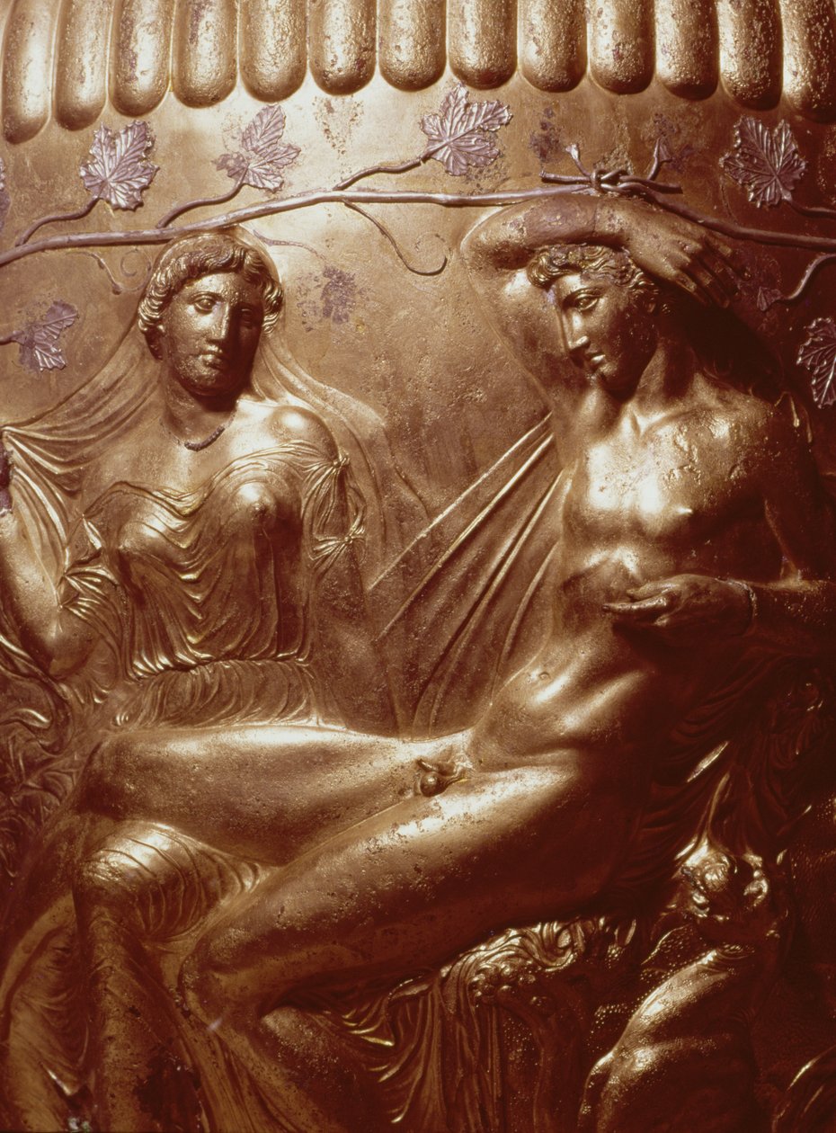 Detalj av Derveni Krater som viser Dionysos og Ariadne forgylt bronse av Greek