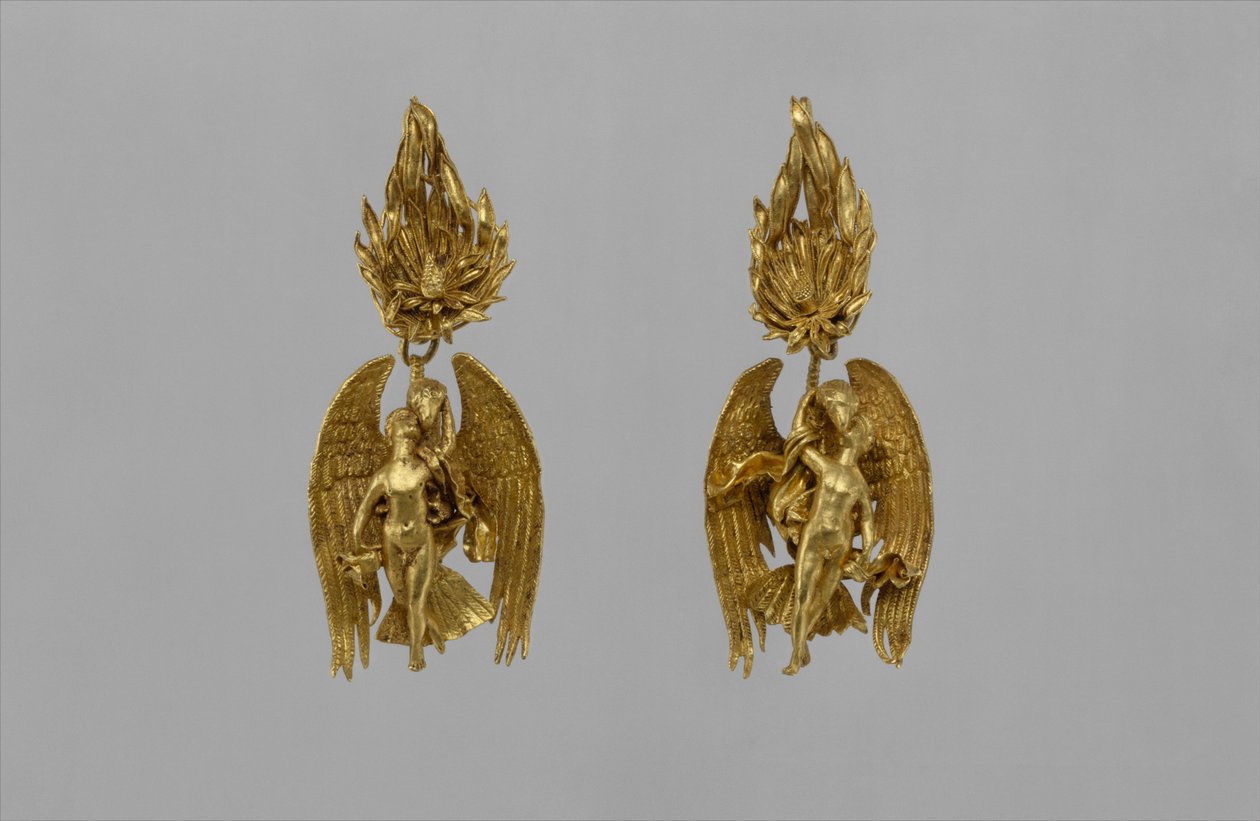 Et par gulløreringer med Ganymedes og ørnen, ca. 330–300 f.Kr. (gull) av Greek