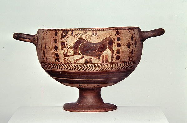 Kotyle med svart figur, ca. 600-500 f.Kr. (keramikk) (se også 307544 og 307546) av Greek