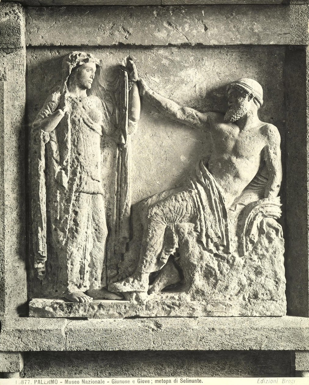 Zeus og Hera, metope fra Temple E i Selinunte, Sicilia (marmor) (s/hv-bilde) av Greek