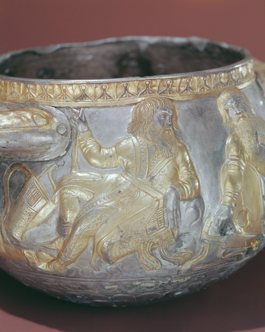 Drikkebeger som viser skytiske soldater (forgylt sølv) (detalj av 343629) av Greek School