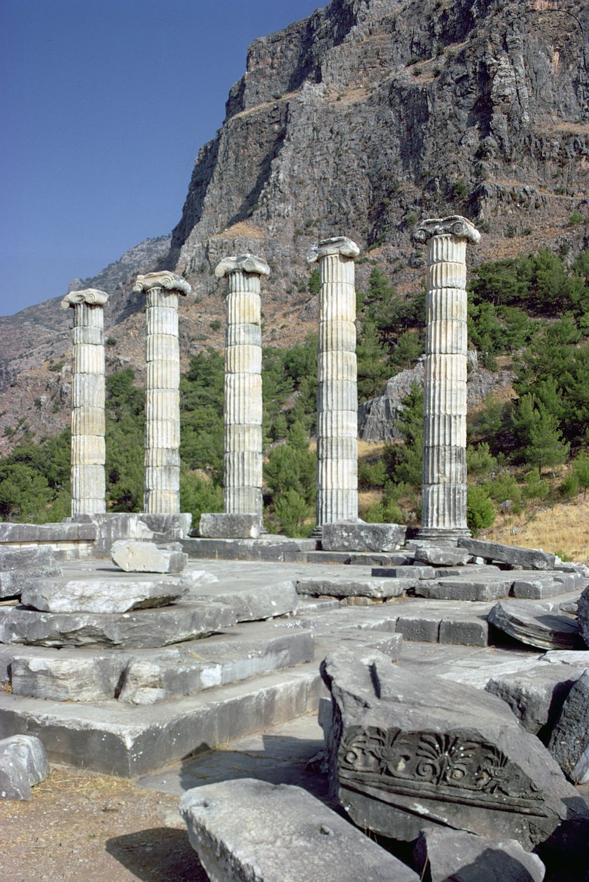 Ruiner og Akropolisklippen i Athena Polias tempel, midten av 4. århundre f.Kr av Greek School