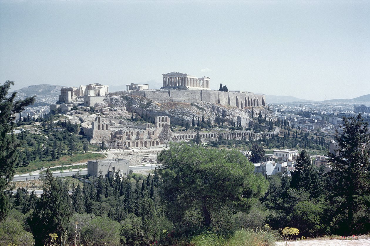 Vestutsikt over Akropolis, bygget ca. 600 f.Kr.-450 f.Kr av Greek School
