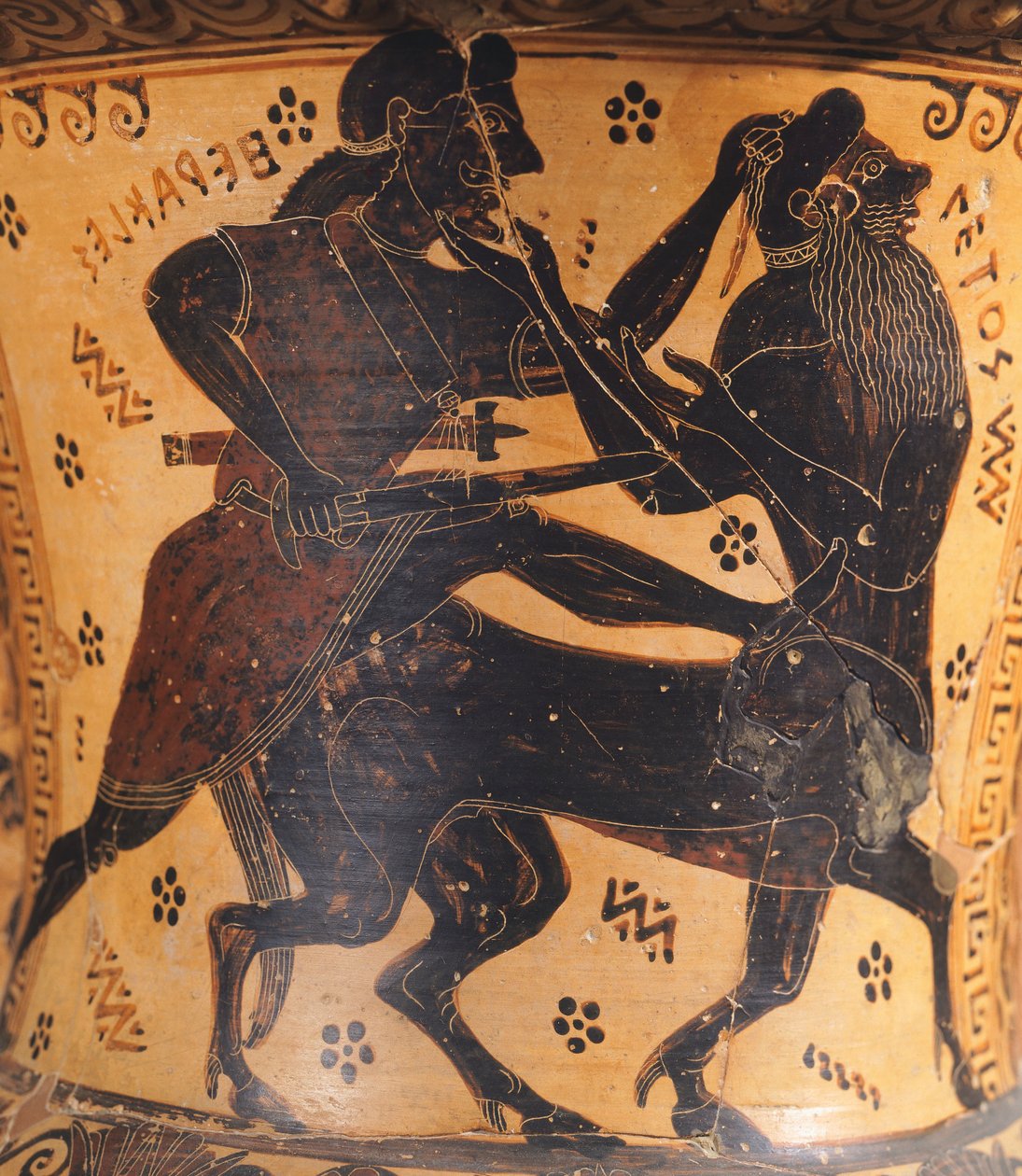 Amfora, tilskrevet maleren av Nettos, keramikk med svarte figurer, Detalj som viser Herkules og kentauren, gresk sivilisasjon, 7. århundre f.Kr. av Greek School