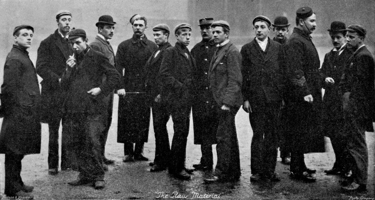 Hærens rå rekrutter, 1895 av Gregory and Co