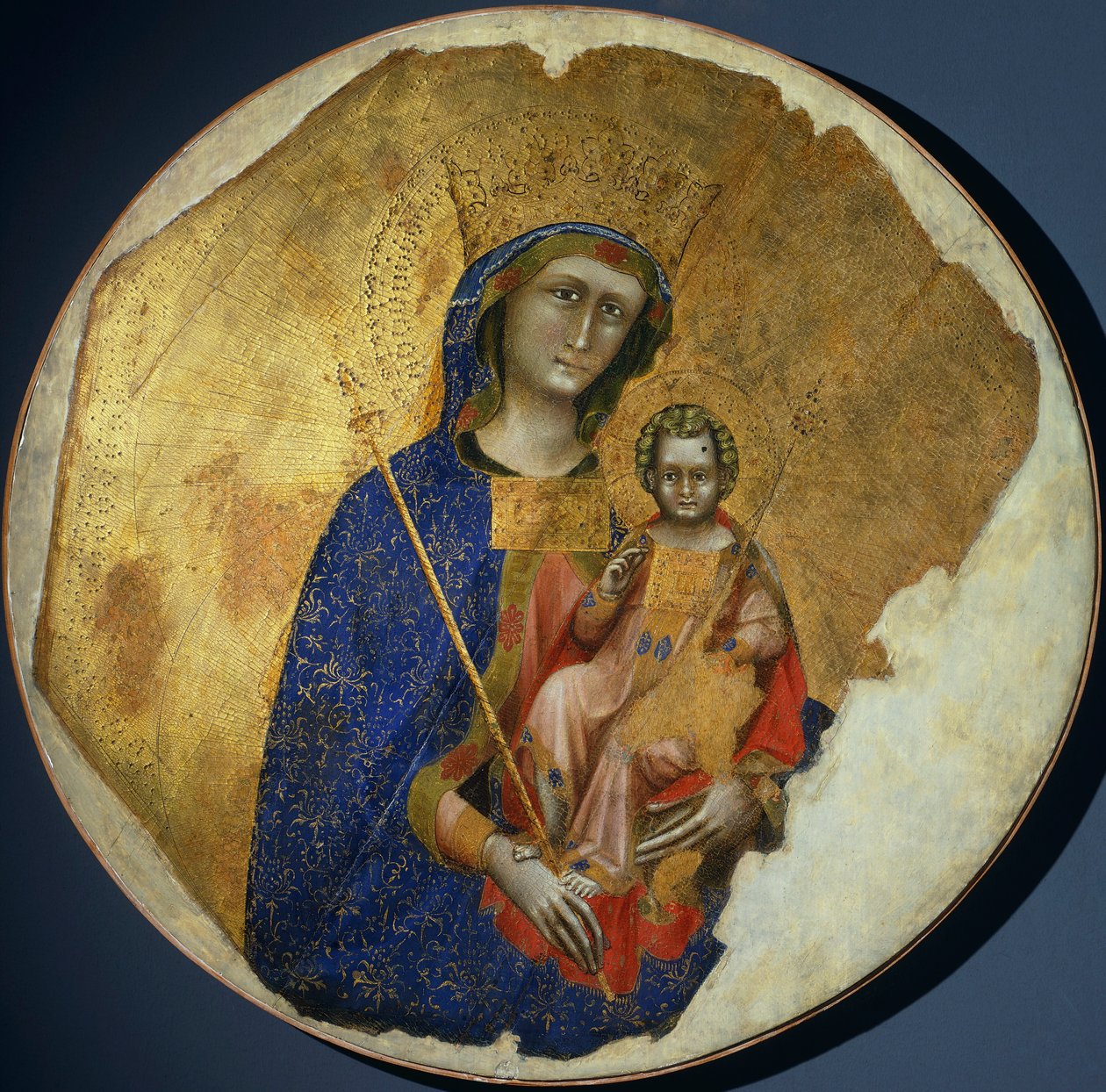Madonna med barn, av Ridolfo Guariento eller Guariento di Arpo (aktiv fra 1338 til 1370). av Guariento di Arpo