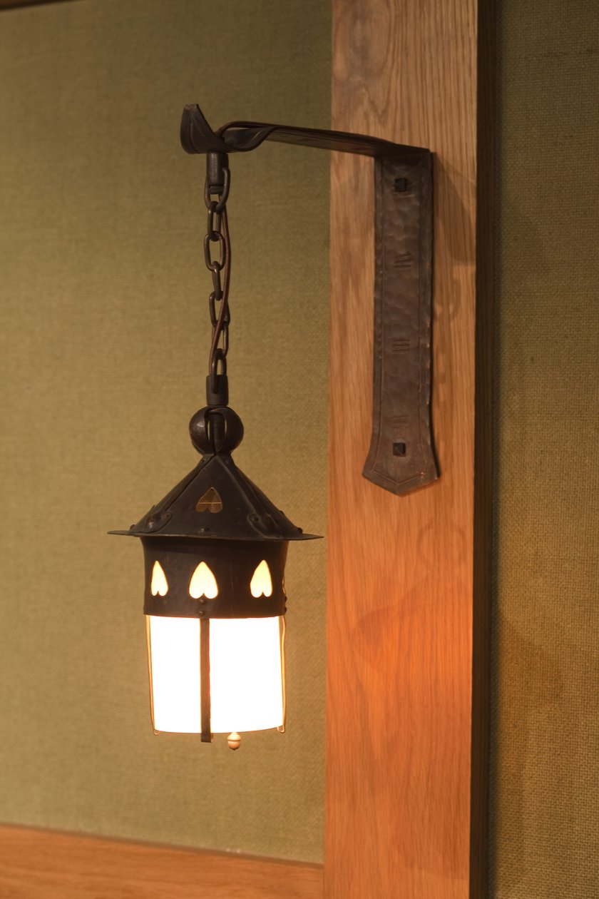 Par lampetter, ca. 1904-1913 (kobber og glass) av Gustav Stickley