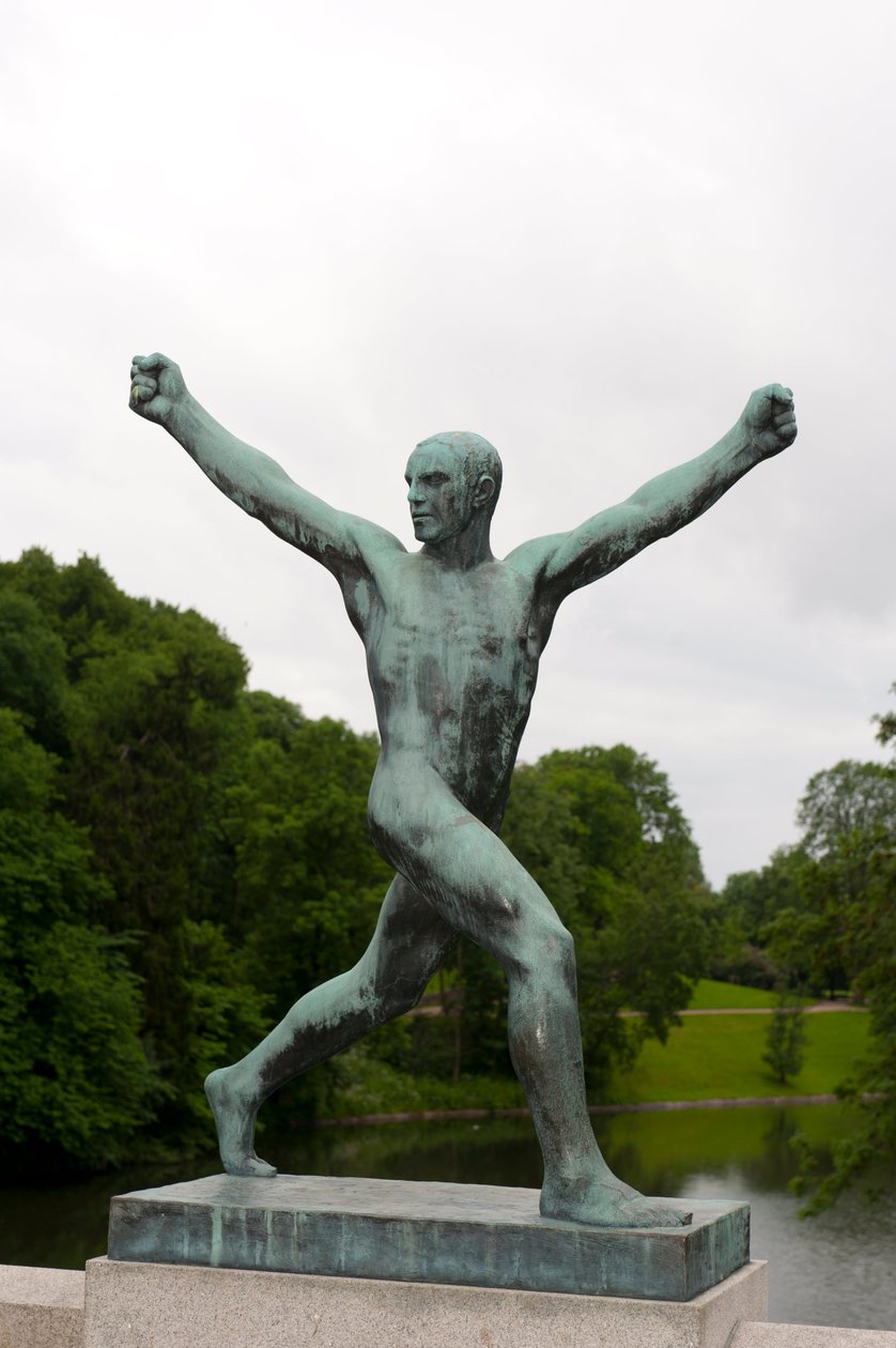 Joyful man sculpture in Frogner Park, Oslo, Norway (bronze) av Gustav Vigeland