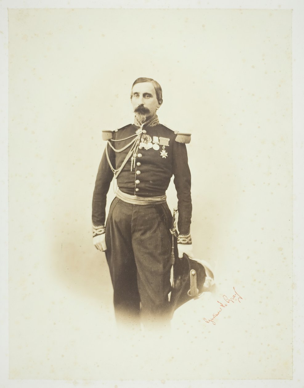 Uten tittel [fransk offiser], 1857. av Gustave Le Gray