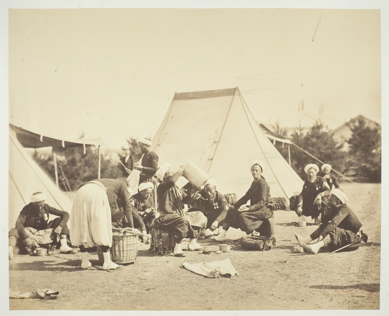 Uten tittel [Zouaves], 1857. av Gustave Le Gray