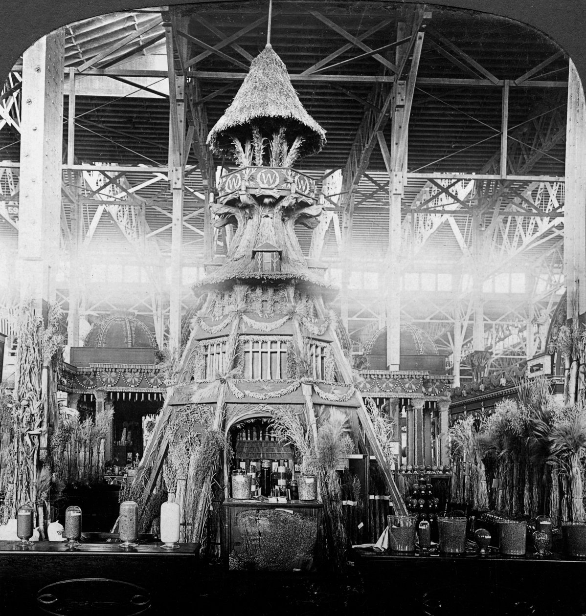 Kornutstilling i staten Washington, Agriculture Building, Louisiana, USA. av H. C. White