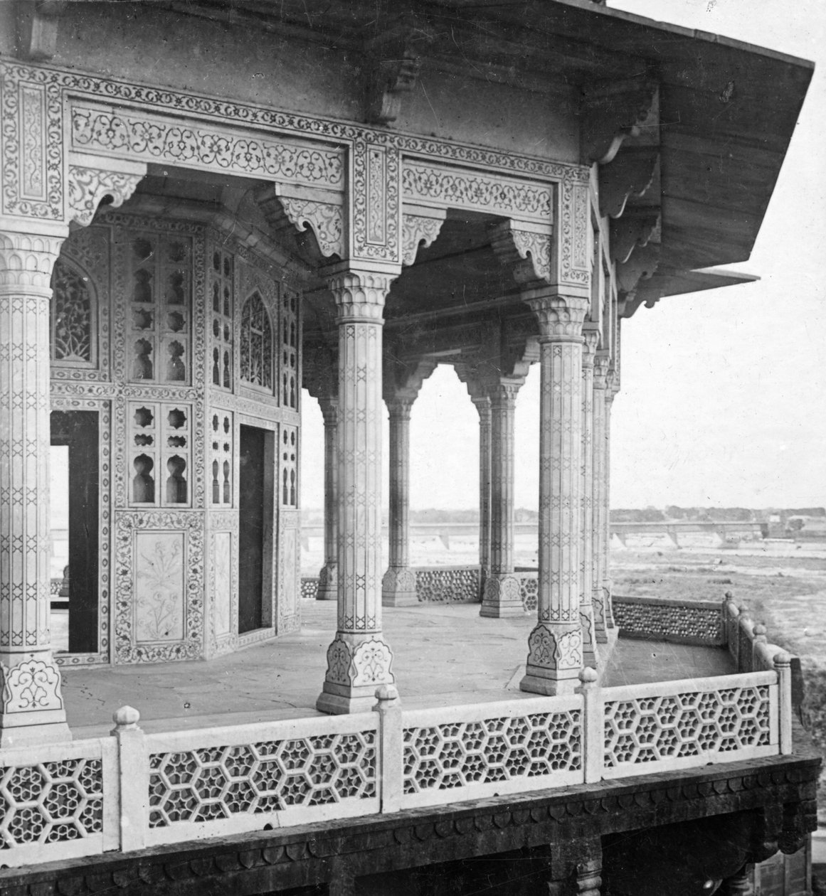 Jasmine Tower, Agra Fort, Agra, India, tidlig på 1900-tallet. av H. Hands and Son