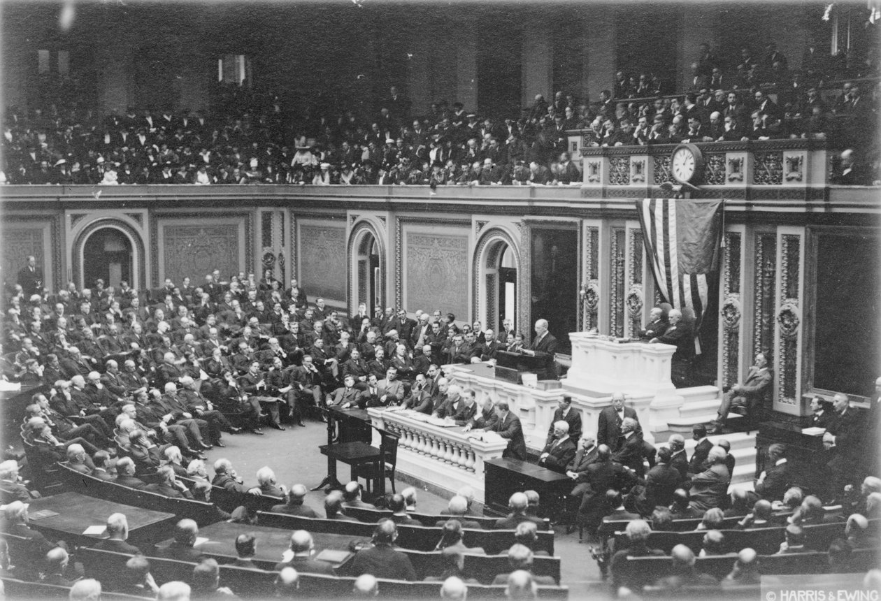 President Woodrow Wilson talte til Kongressen, ca. 1917 (s/hvitt-bilde) av Harris & Ewing
