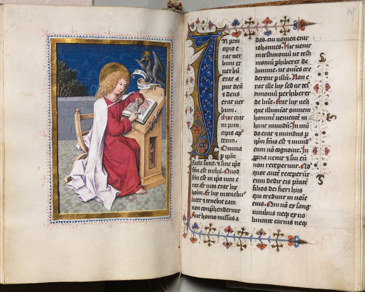 Evangeliebok med evangelistportretter: Dekorert initial av Hausbuch Master