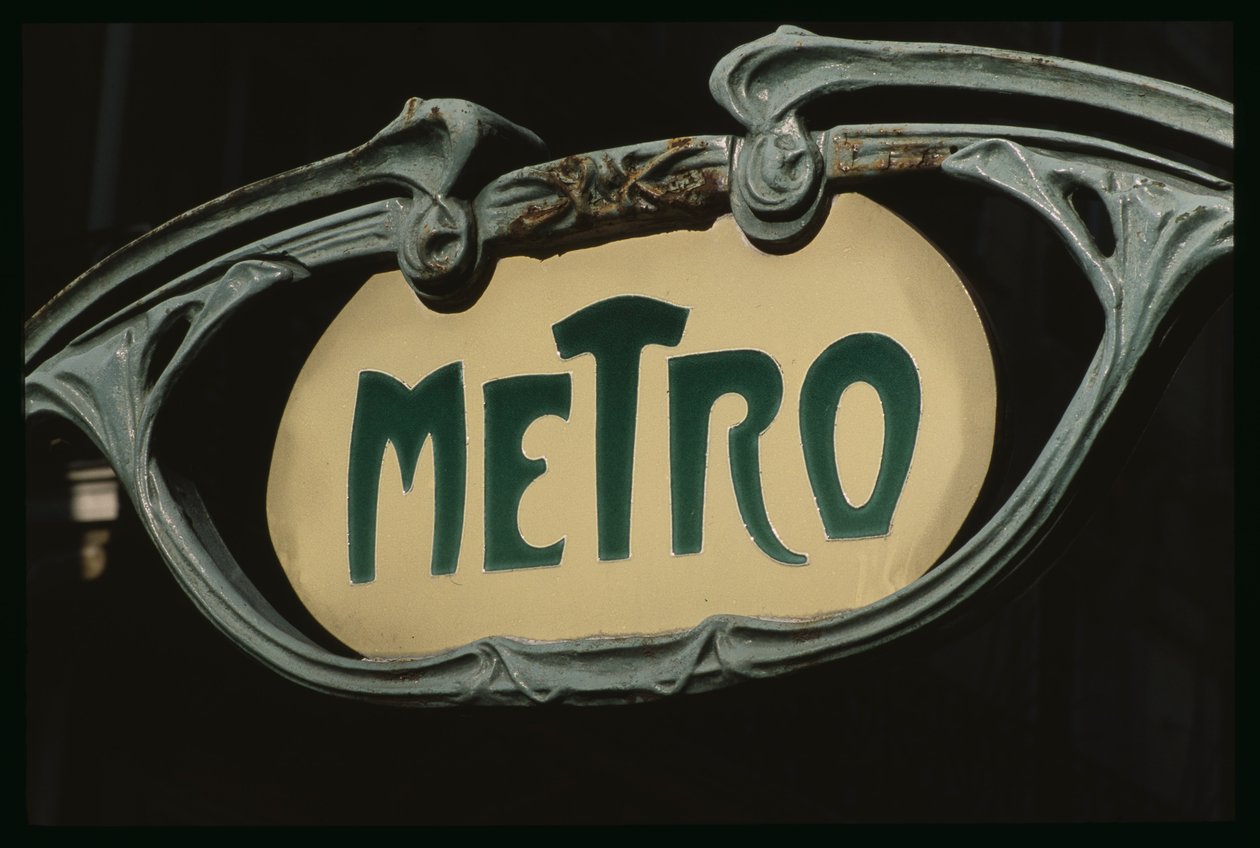 Inngang til en Metropolitan Station (jern) av Hector Guimard