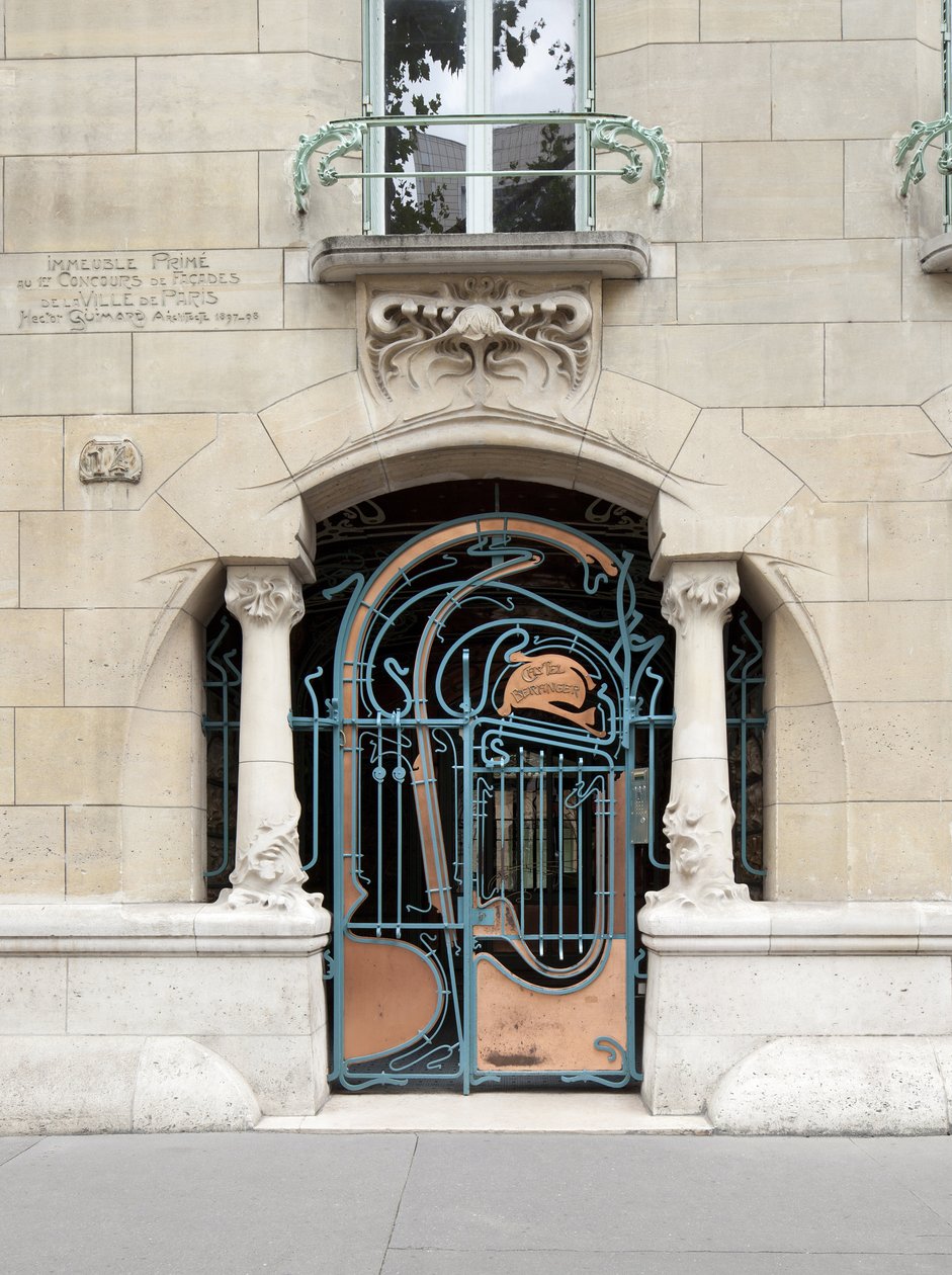 Inngangsdør til Castel Beranger, bygget mellom 1895 og 1898 i det 16. arrondissement i Paris (bilde) av Hector Guimard
