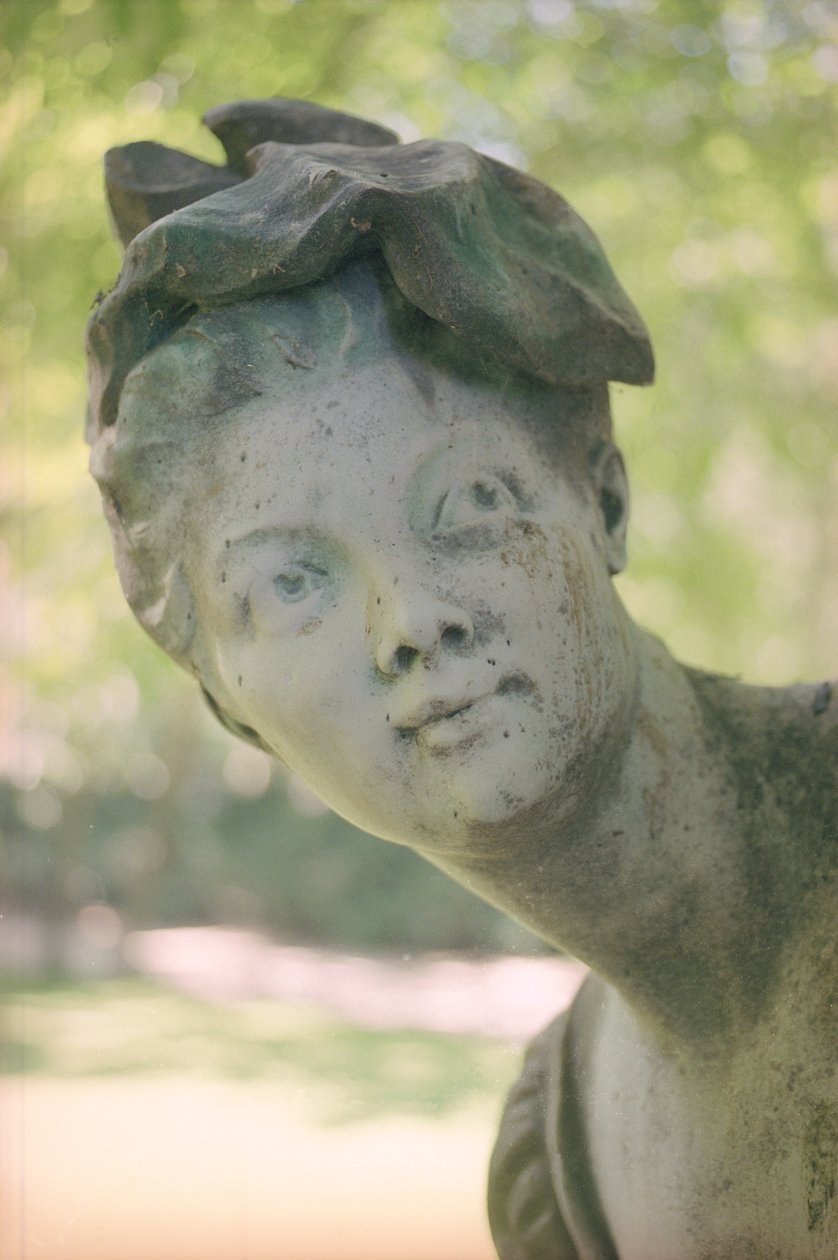 Monument dedikert til Jean Antoine Watteau, detalj 1896 (1684-1721) (se også 252661 og 252662) av Henri Desire Gauquie