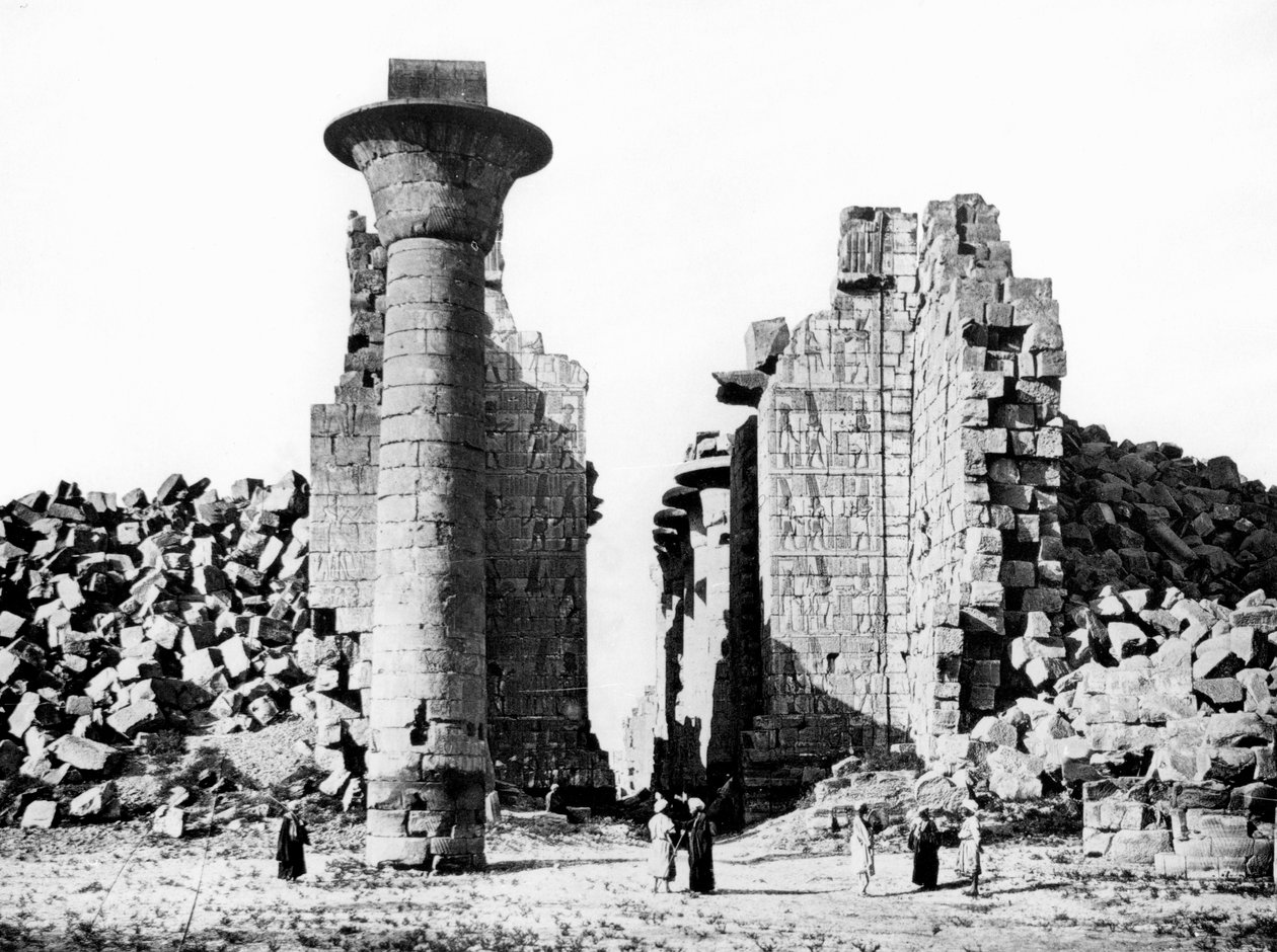 Søyle og ruiner, Nubia, Egypt, 1887 av Georges Henri Bechard