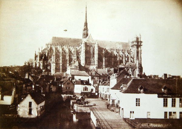 Amiens katedral, ca. 1851-52 (kalotype) av Henri Jean Louis Le Secq